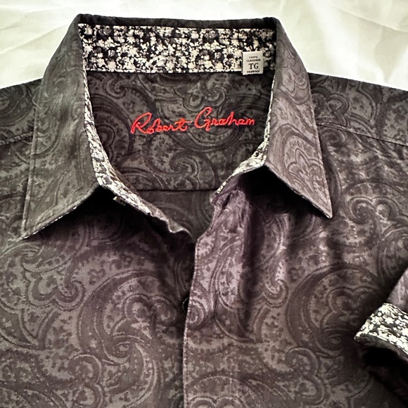 Robert Graham button up dress shirt - Picture 1 of 10